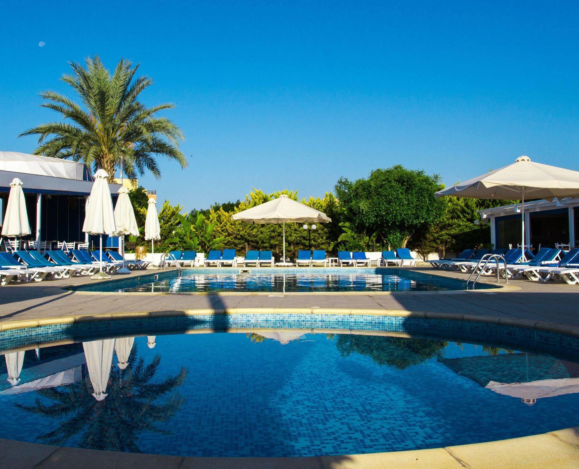 לרנקה Mariandy Hotel מראה חיצוני תמונה