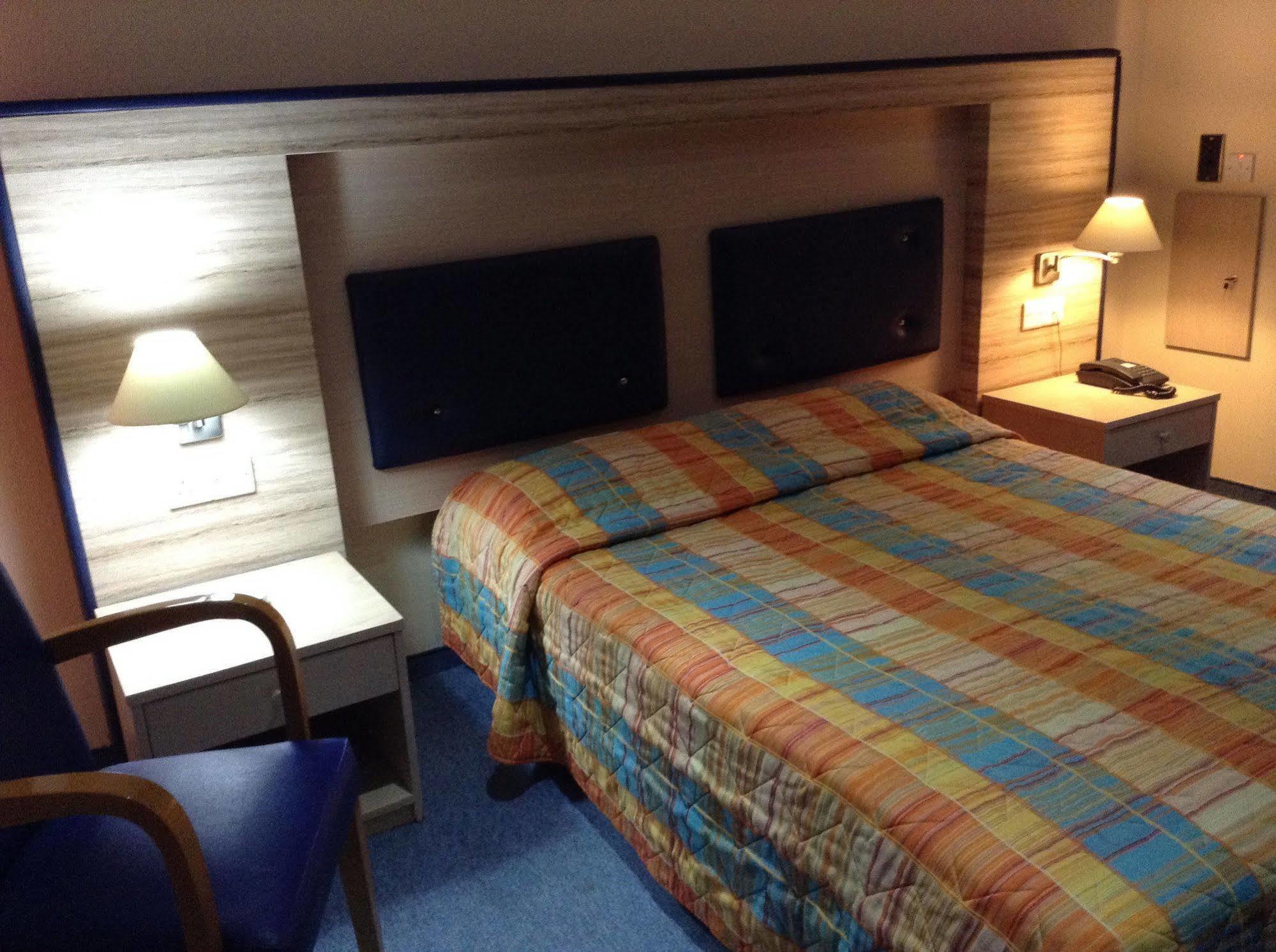 לרנקה Mariandy Hotel מראה חיצוני תמונה